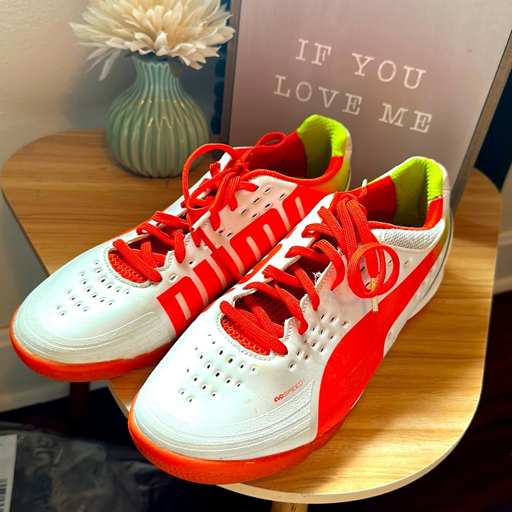 Puma Evo Speed Indoor Soccer/Track Shoe sz 7.5